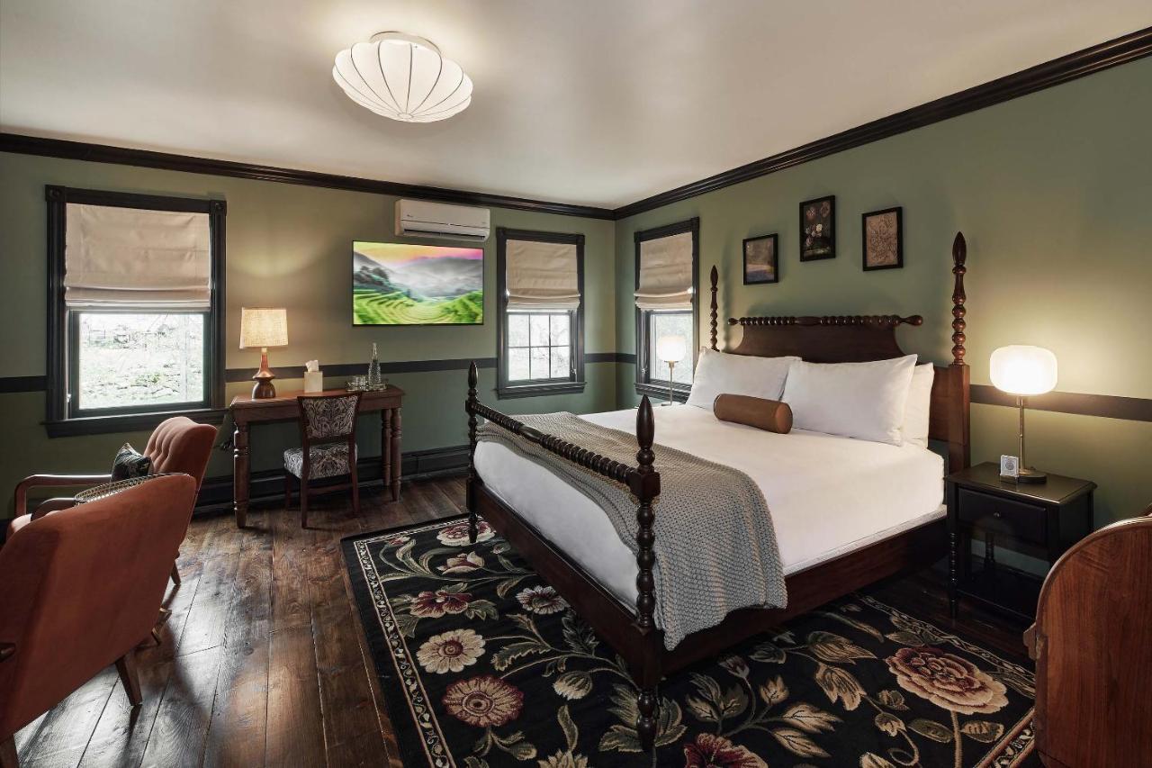 Hotel The Constance By The Lenox Collection Exteriér fotografie